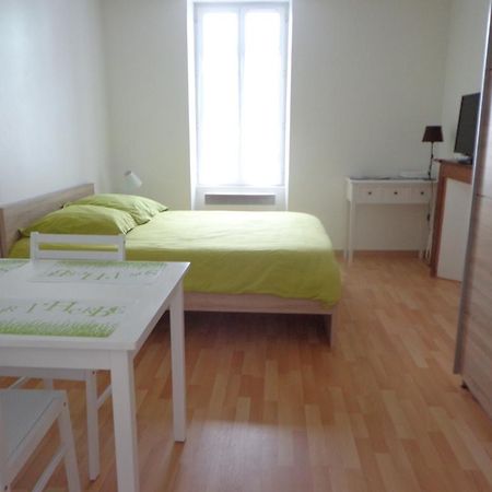 Appartement D'Hotes Guéret Szoba fotó